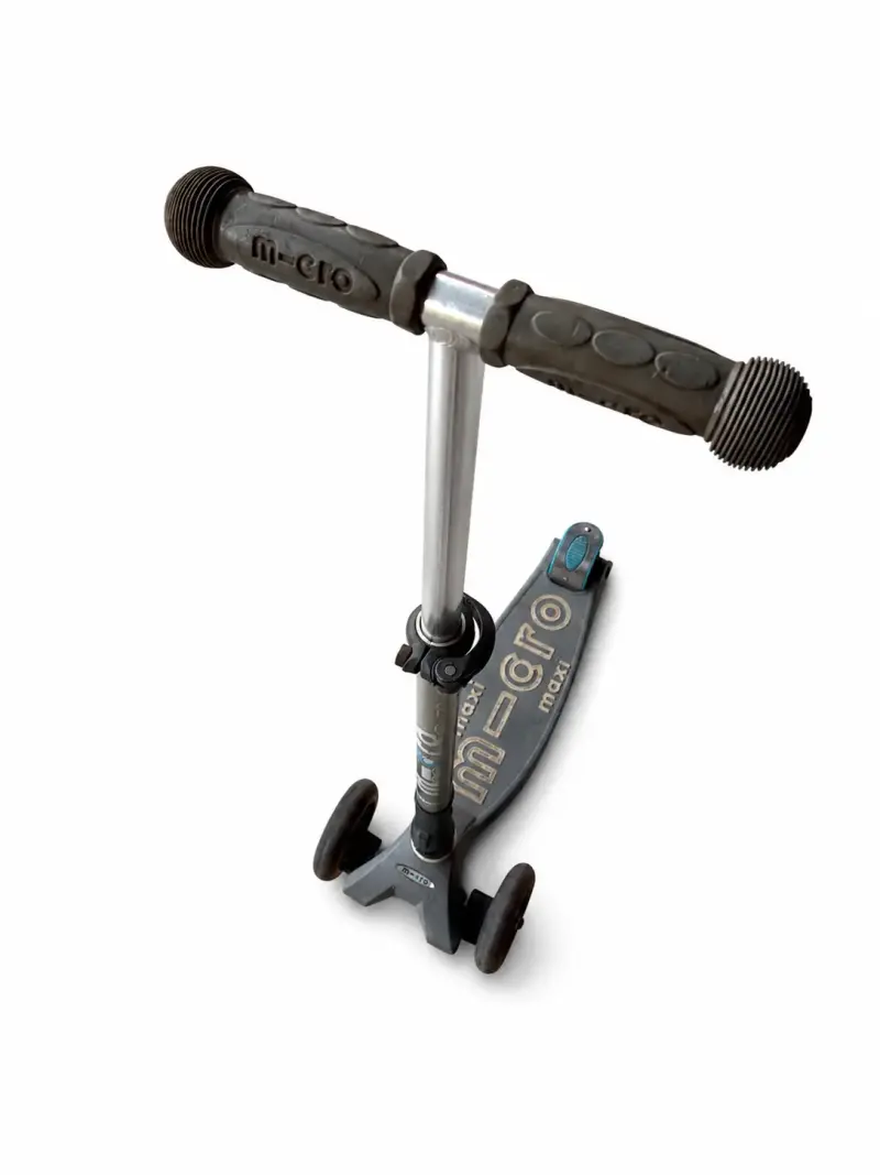 Scooter Micro Maxi Deluxe Led Plegable Gris - 3