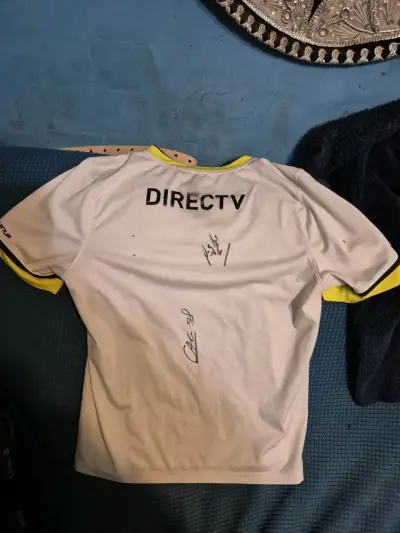 Camiseta firmada Colo-Colo blanca - miniatura 2