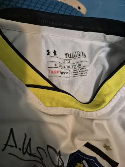 Camiseta firmada Colo-Colo blanca - miniatura 3
