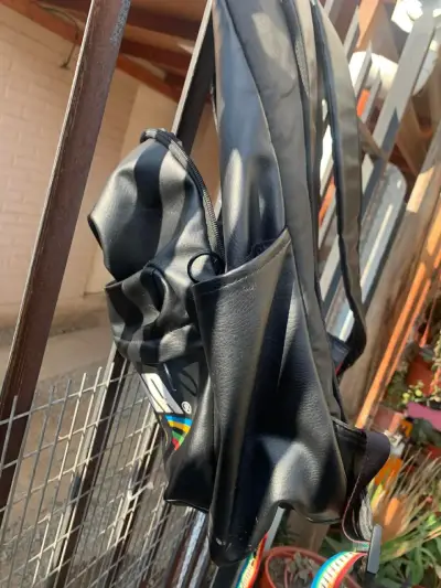 Mochila negra Puma con logo - miniatura 3