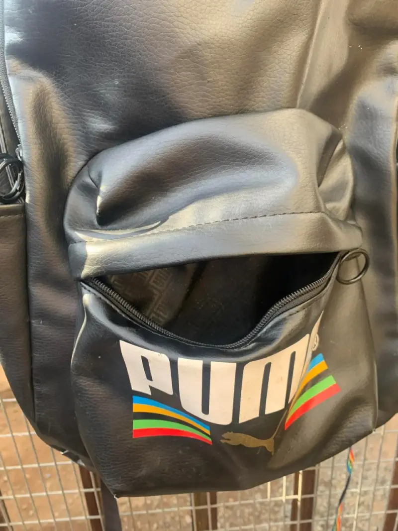 Mochila negra Puma con logo - 4