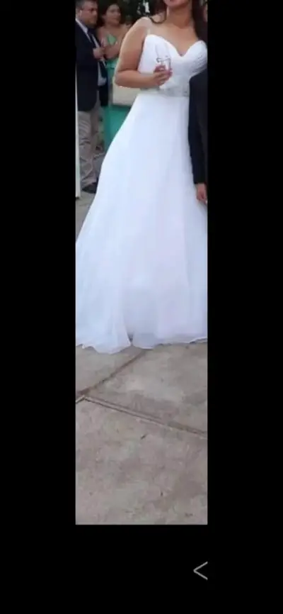 Vestido de novia blanco elegante - miniatura 2