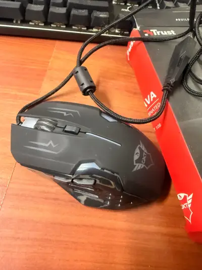 Mouse Trust GXT iluminado - miniatura 1