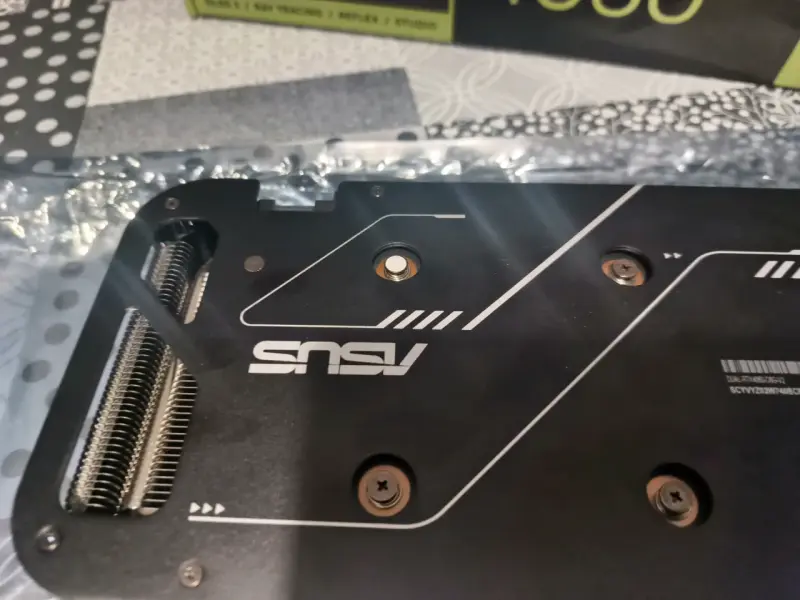 Tarjeta gráfica ASUS GeForce RTX 4060 - 4