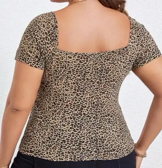 Polera estampado animal print - 3