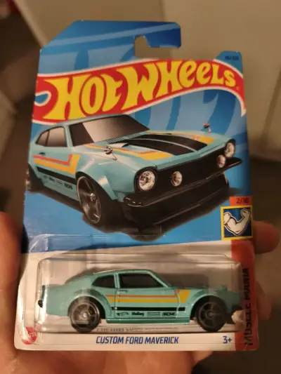 Hot Wheels Custom Ford Maverick - miniatura 2
