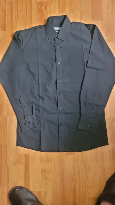 Camisa negra - miniatura 1