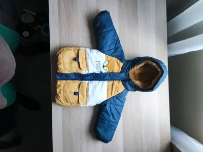 Parka infantil azul y amarilla - miniatura 4