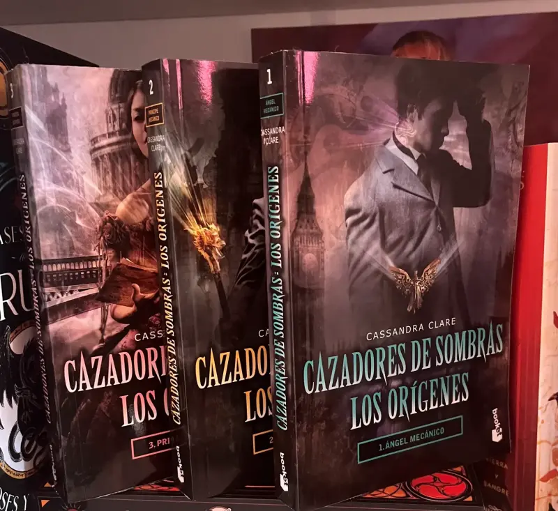 Set de libros Cazadores de Sombras - 1