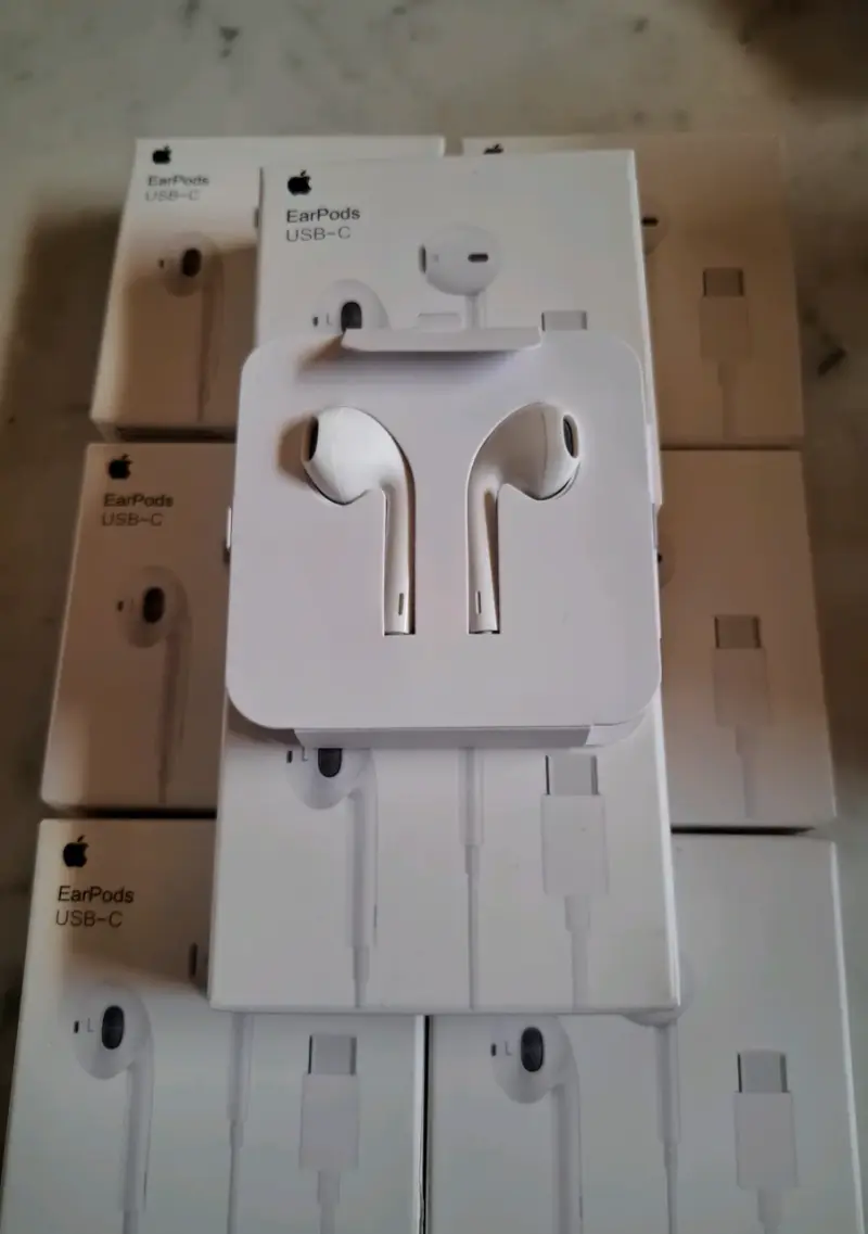 Audífonos EarPods USB-C nuevos - 2