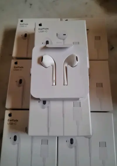 Audífonos EarPods USB-C nuevos - miniatura 2