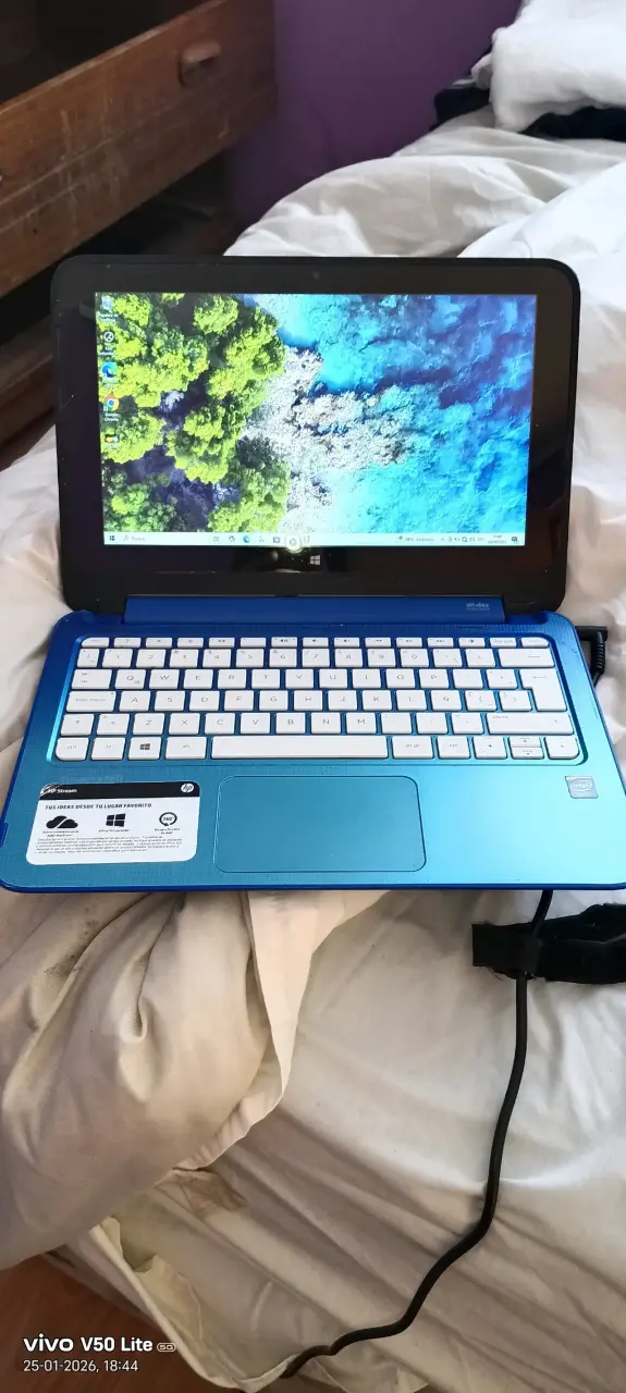 Notebook HP Stream azul usado