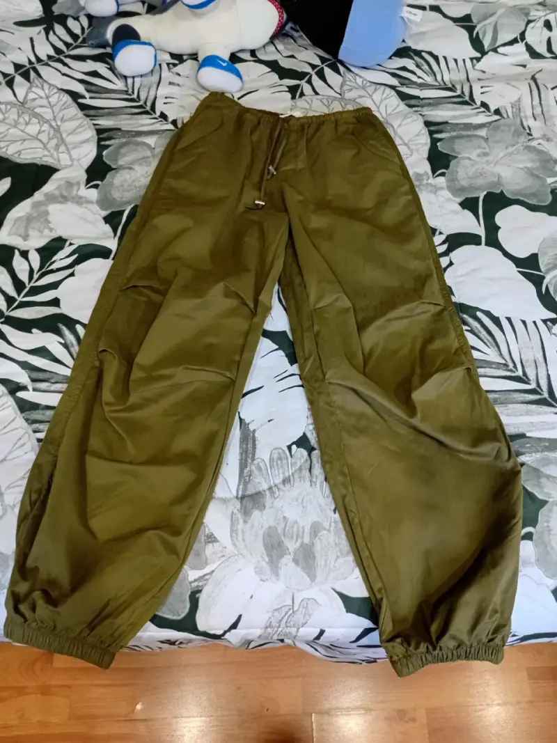 Pantalones cargo verde oliva - 3