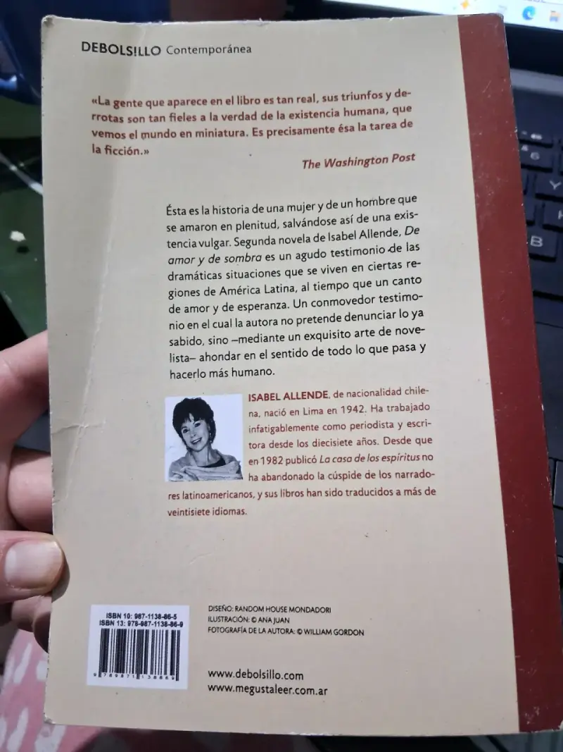 Libro 'De amor y de sombra' Isabel Allende - 2