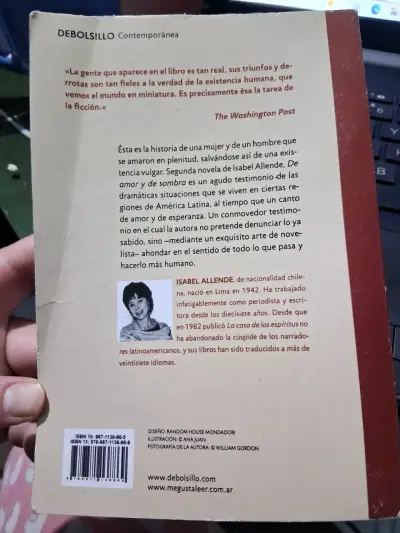 Libro 'De amor y de sombra' Isabel Allende - miniatura 2