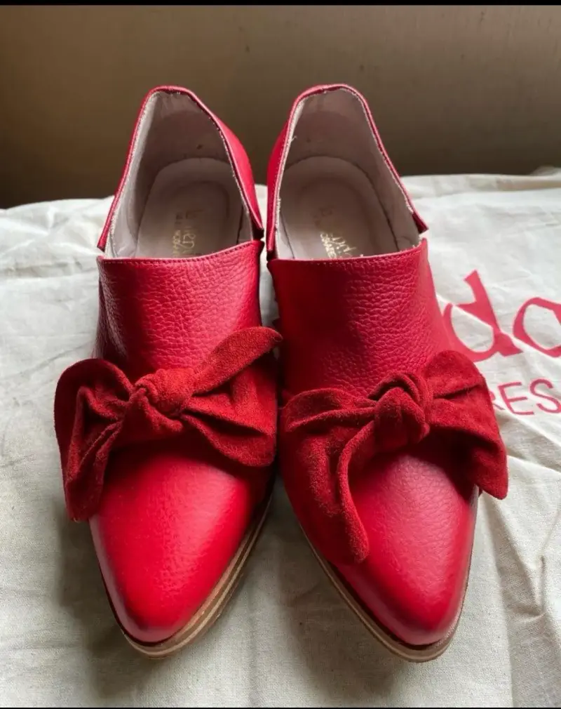 Zapatos rojos con lazo - 1