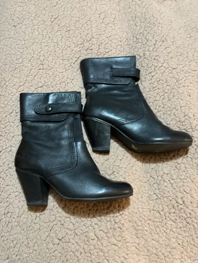 Botines de Cuero negros de tacón alto - miniatura 1