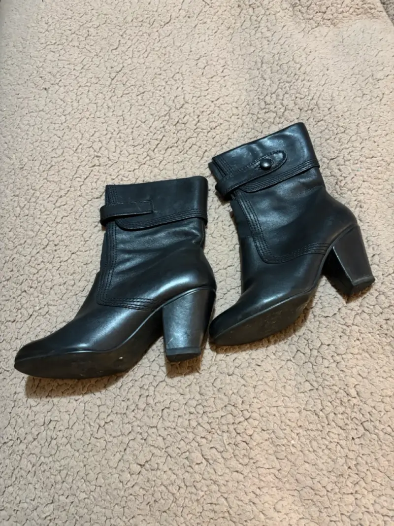 Botines de Cuero negros de tacón alto - 2