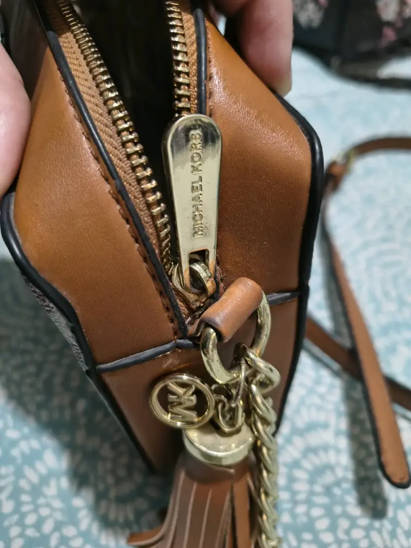 Bolso Michael Kors beige con estampado - 2