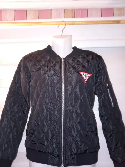 Chaqueta negra acolchada Guess - miniatura 1
