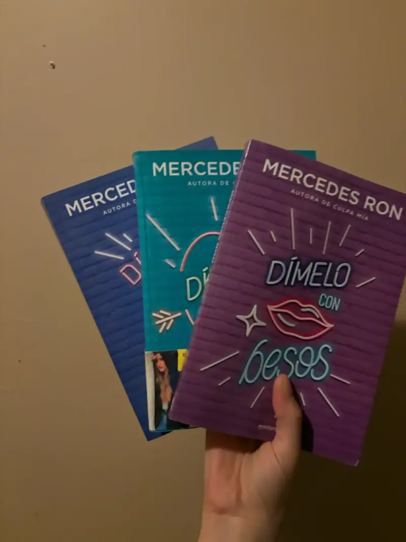 Trilogía Dímelo de Mercedes Ron