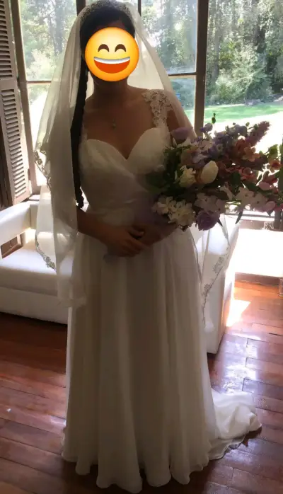 Vestido de novia elegante - miniatura 1