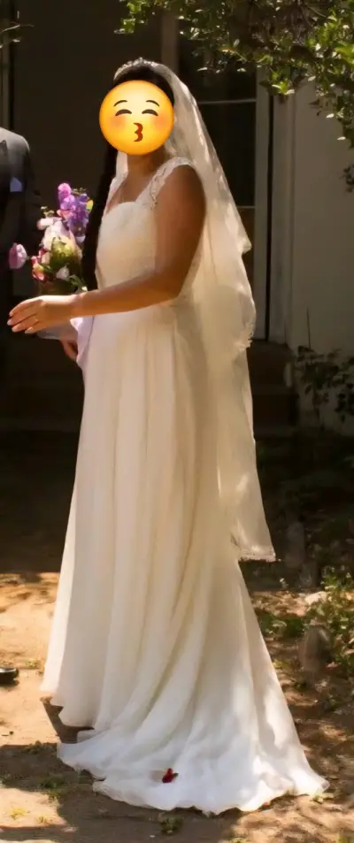 Vestido de novia elegante - miniatura 5