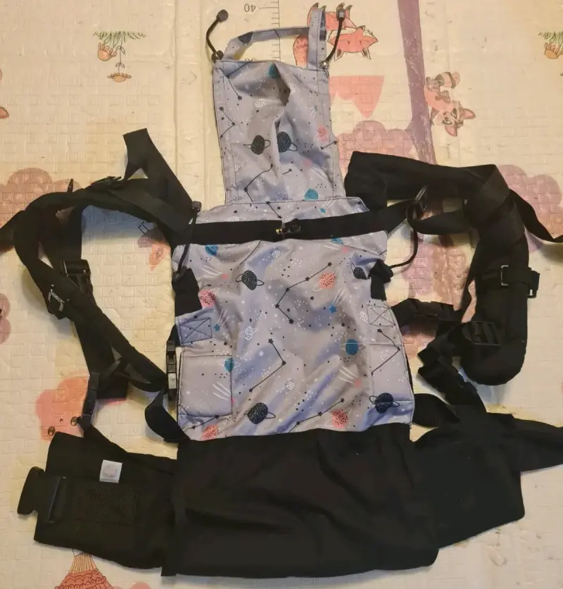 Portabebés ergonómico estampado