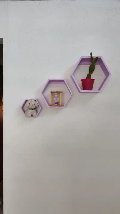 Estantes hexagonales morados - miniatura 3