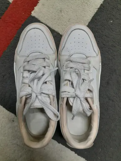 Zapatillas deportivas puma blancas y rosa - miniatura 4