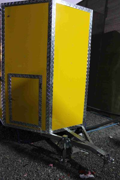 Foodtruck amarillo - miniatura 3