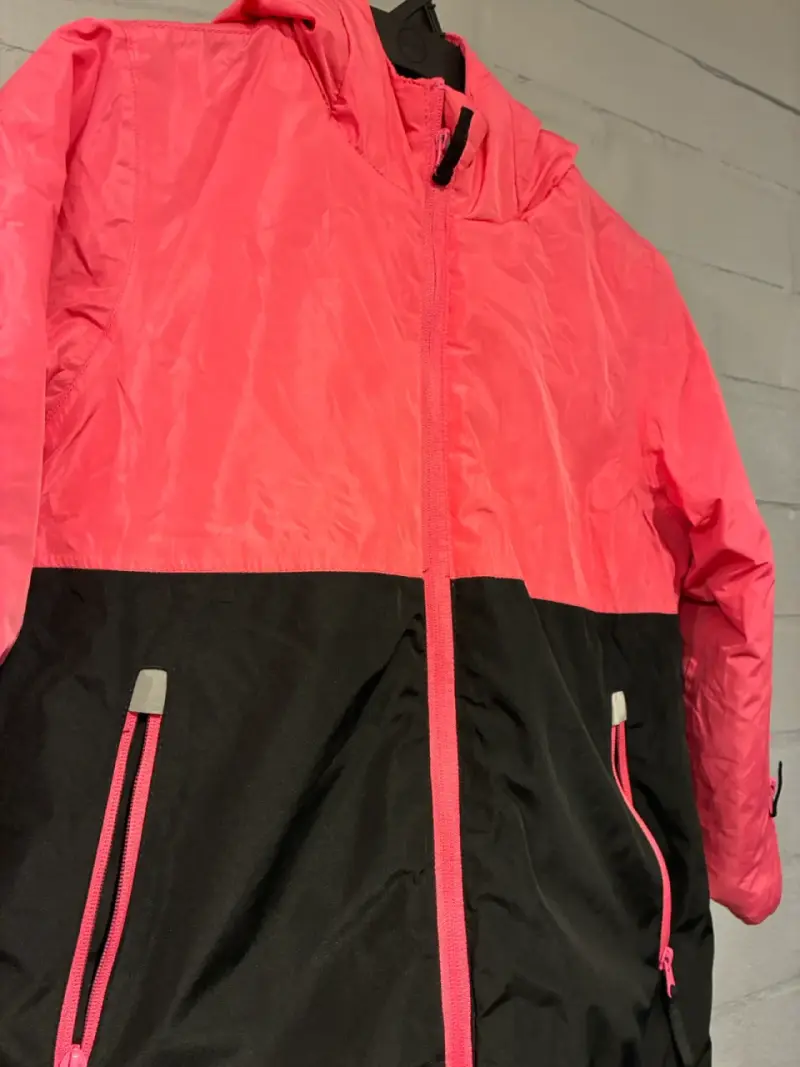 Chaqueta infantil rosa y negra - 2