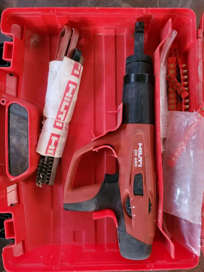 Herramienta de fijación Hilti DX 460