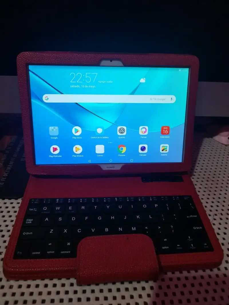 Tablet Huawei con funda y teclado - 6
