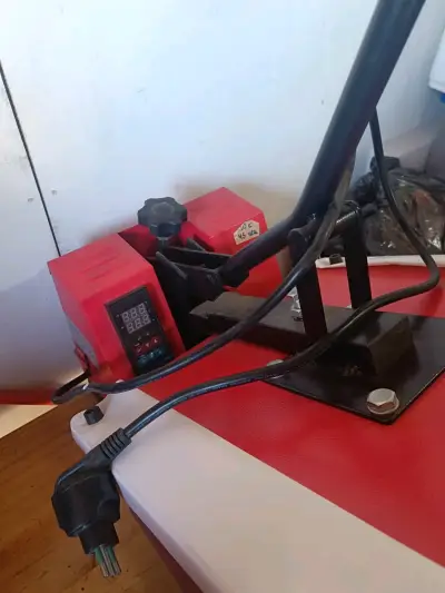 Máquina estampadora - miniatura 2