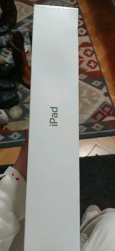 Tablet nueva en caja original - miniatura 2