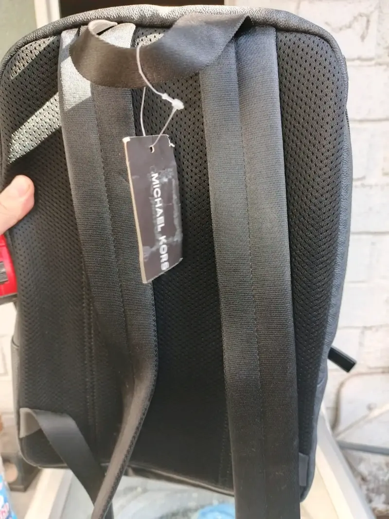 Mochila Michael Kors negra - 6