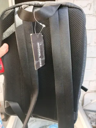 Mochila Michael Kors negra - miniatura 6