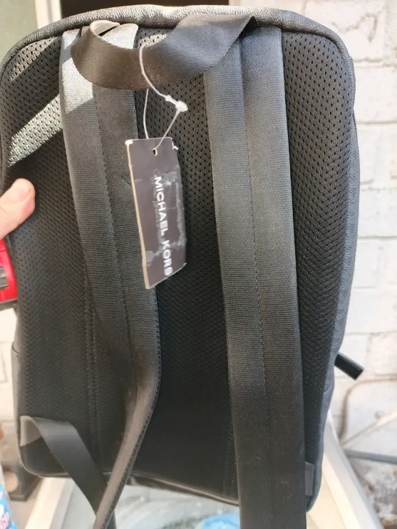 Mochila Michael Kors negra - 4