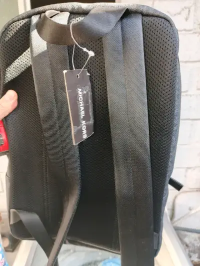 Mochila Michael Kors negra - miniatura 4