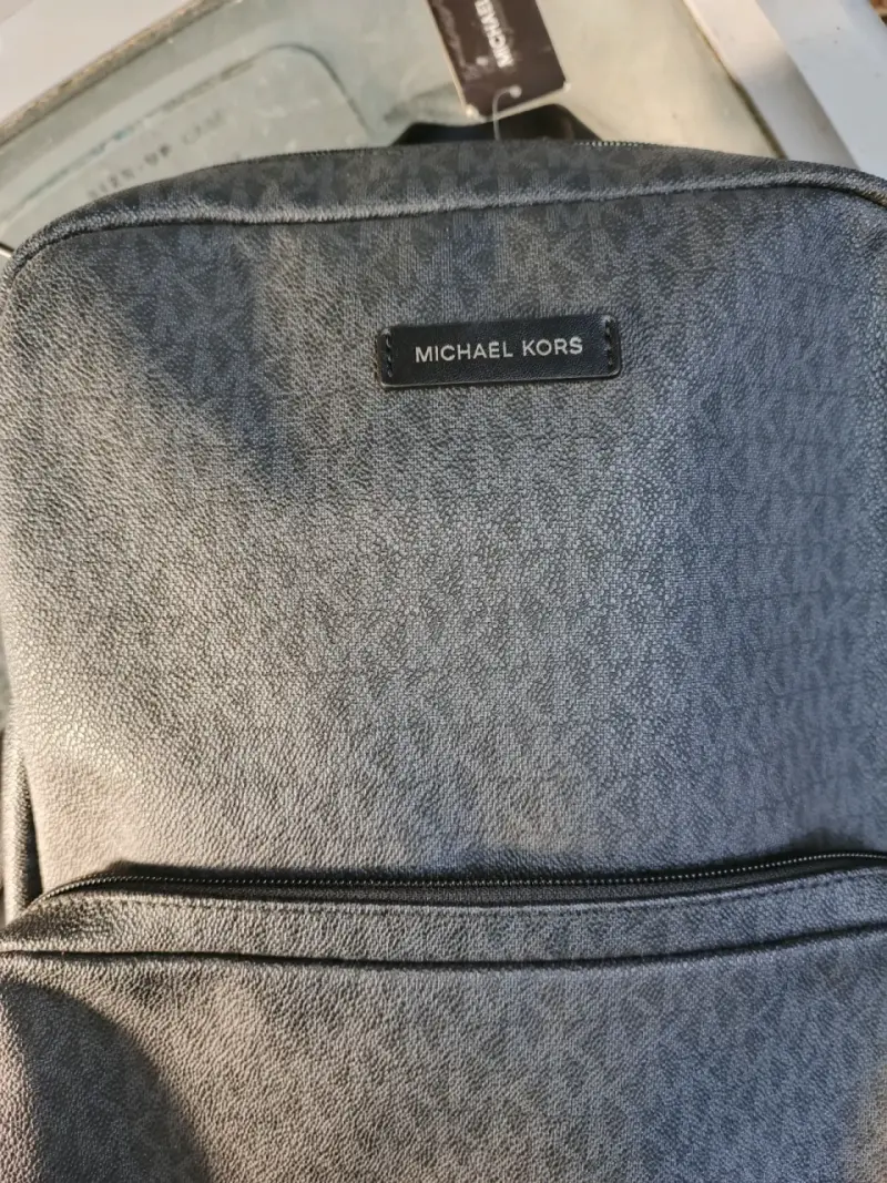 Mochila Michael Kors negra - 5