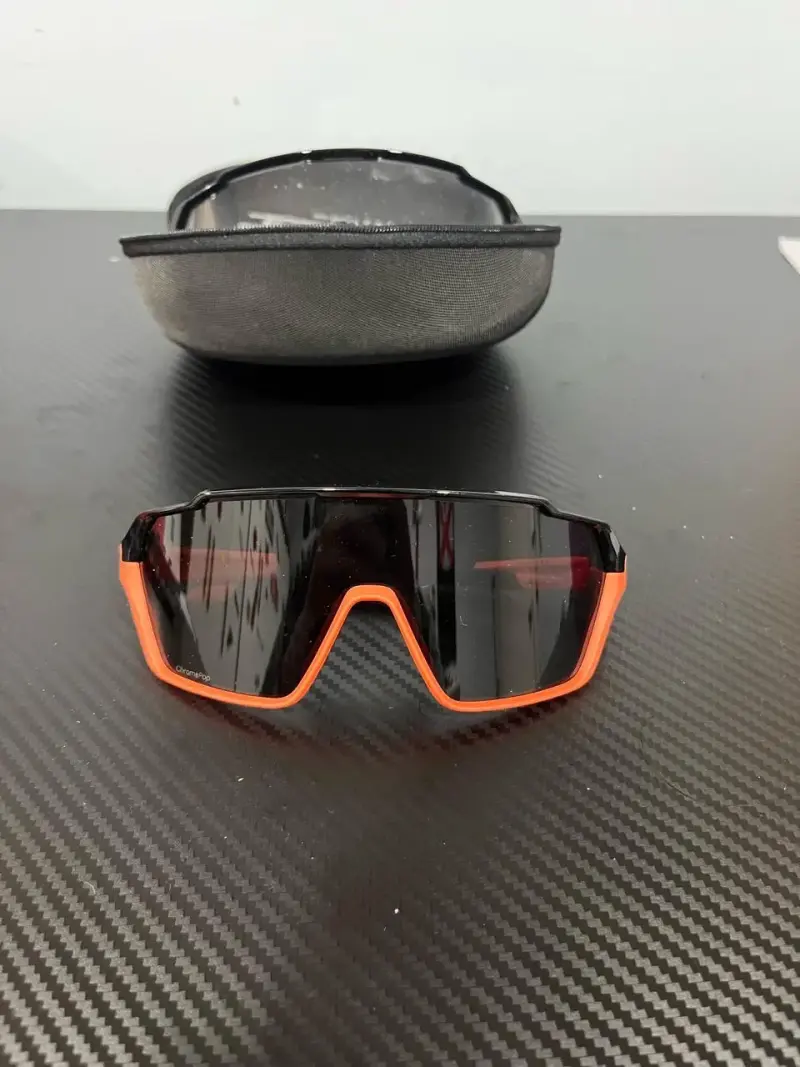 Gafas deportivas Smith negras y naranjas - 2