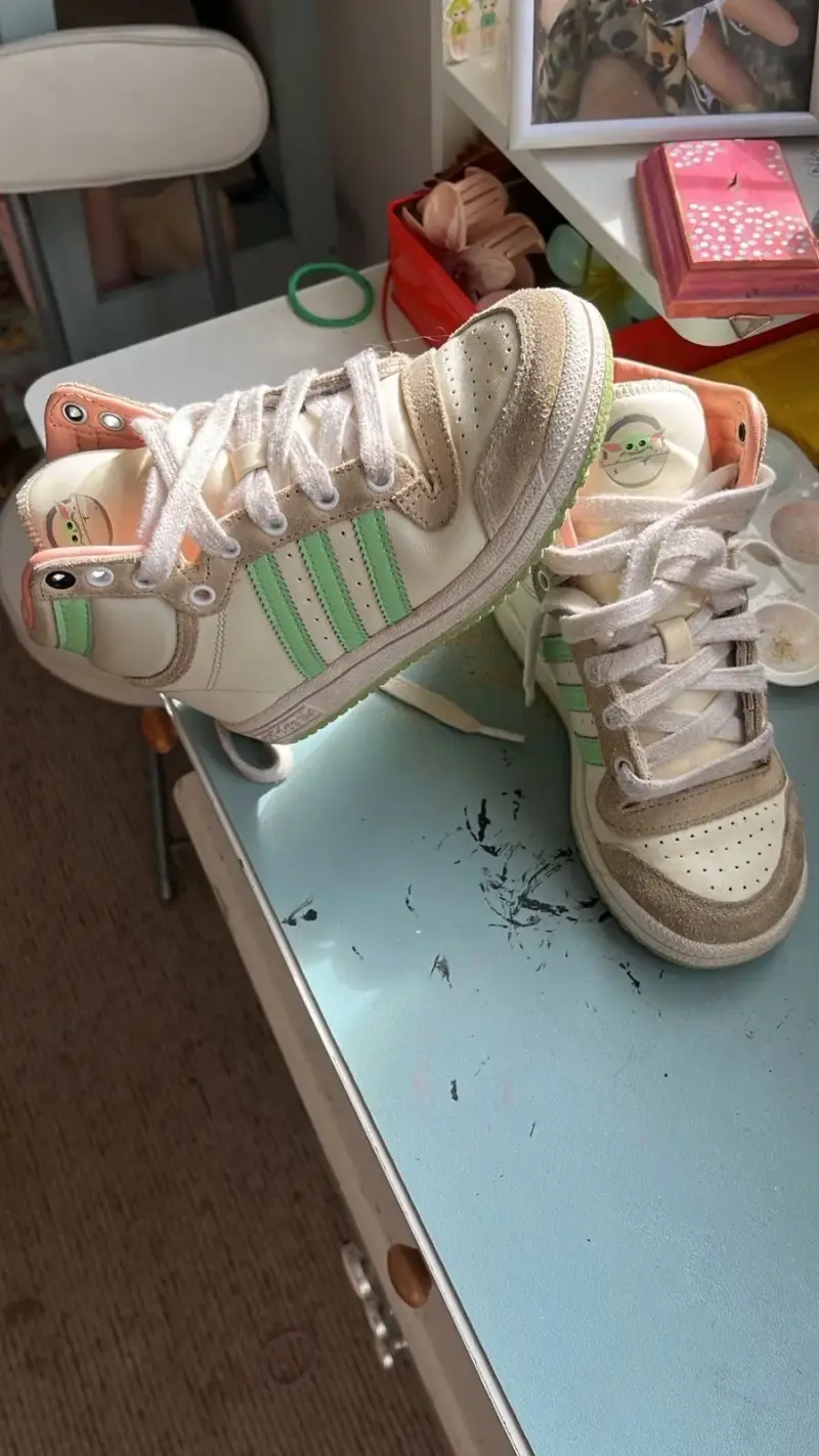Zapatillas Adidas edición especial Mandalorian