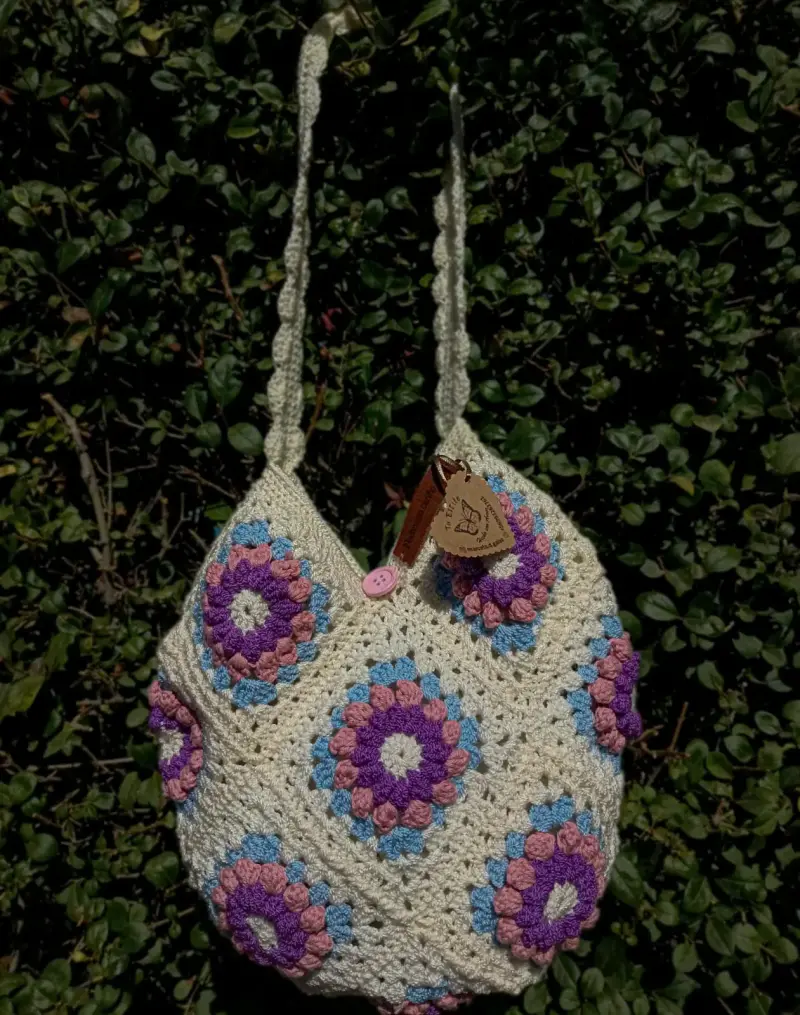 Cartera tejida a crochet azul - 2