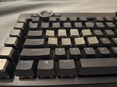 Teclado óptico mecánico Corsair K100 RGB - miniatura 4