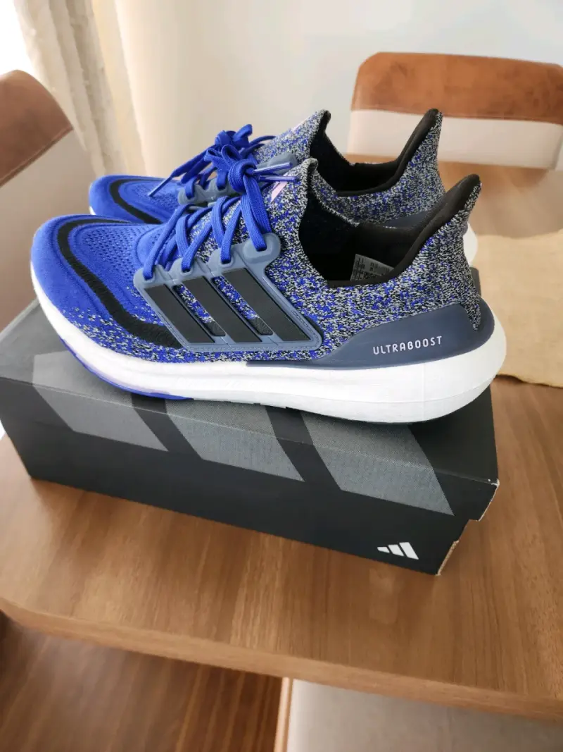 Zapatillas Running Adidas Ultraboost Light - 2