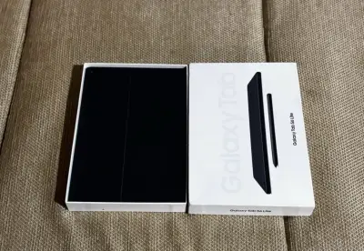 Tablet Samsung Galaxy Tab S6 Lite - miniatura 4