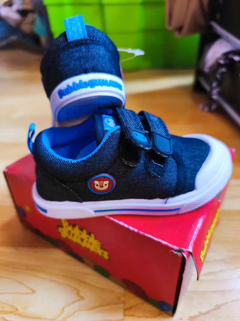 Zapatillas negras con velcro Adidas - 4