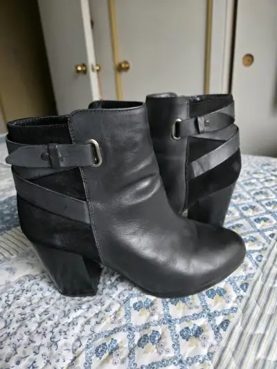 Botines de cuero negro - miniatura 2