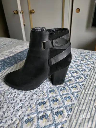Botines de cuero negro - miniatura 3